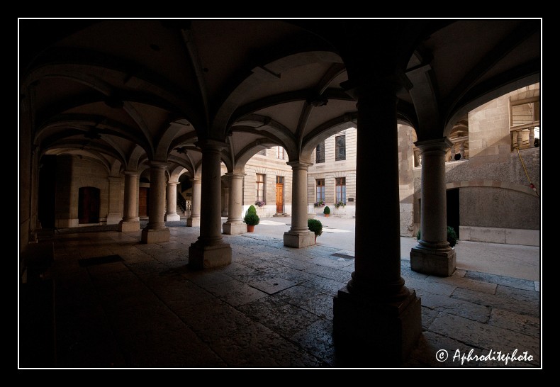 018 La cour intérieure de l Hotel de Ville